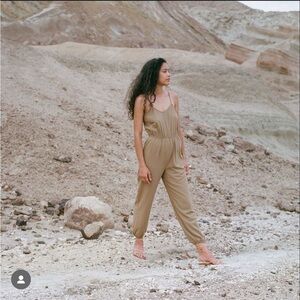 OZMA OF CALIFORNIA Rell Jumpsuit - Silk Noil - Laurel - XS- EUC